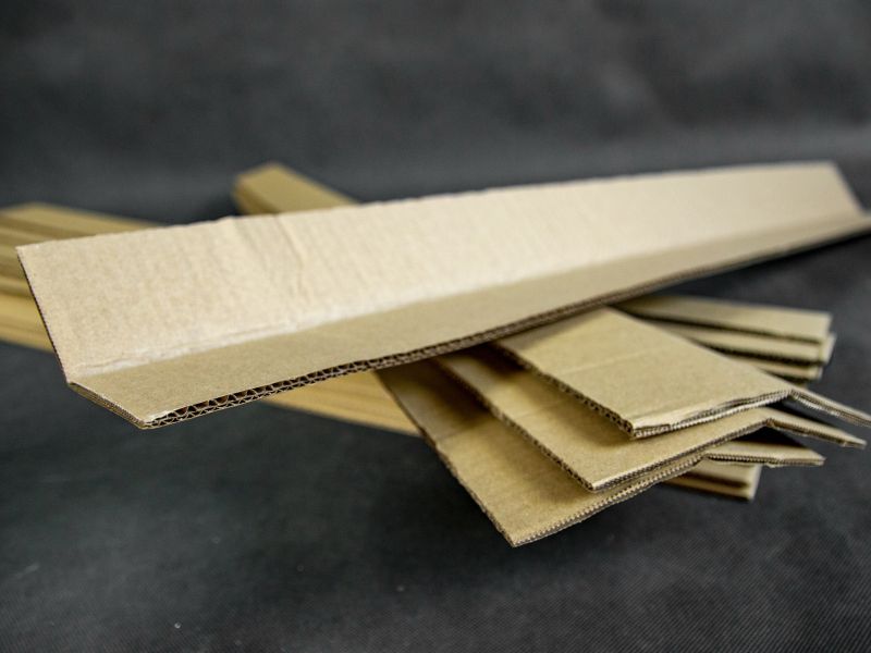 Ochranné rohy z kartonu